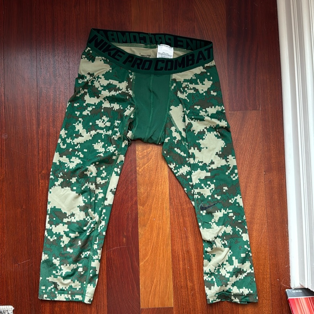 Nike pro combat 3/4 leggings